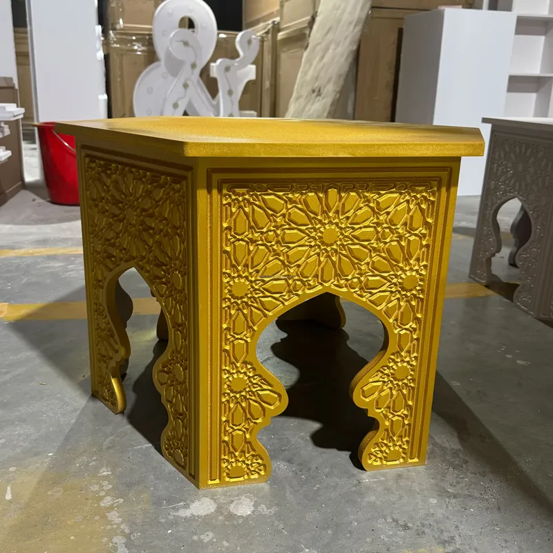 Tavolo Rotondo Dorato con Moti - Indian Wedding Decor Supply recensione e prezzo