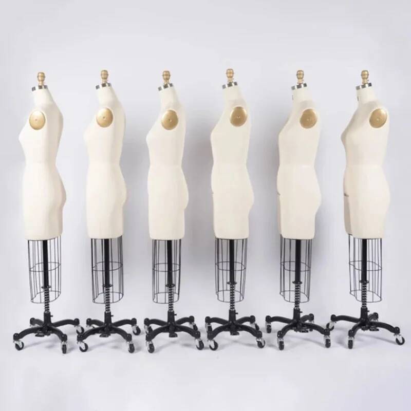 Manichino da Sartoria Regolabi - The Wedding Supply Store recensione e prezzo