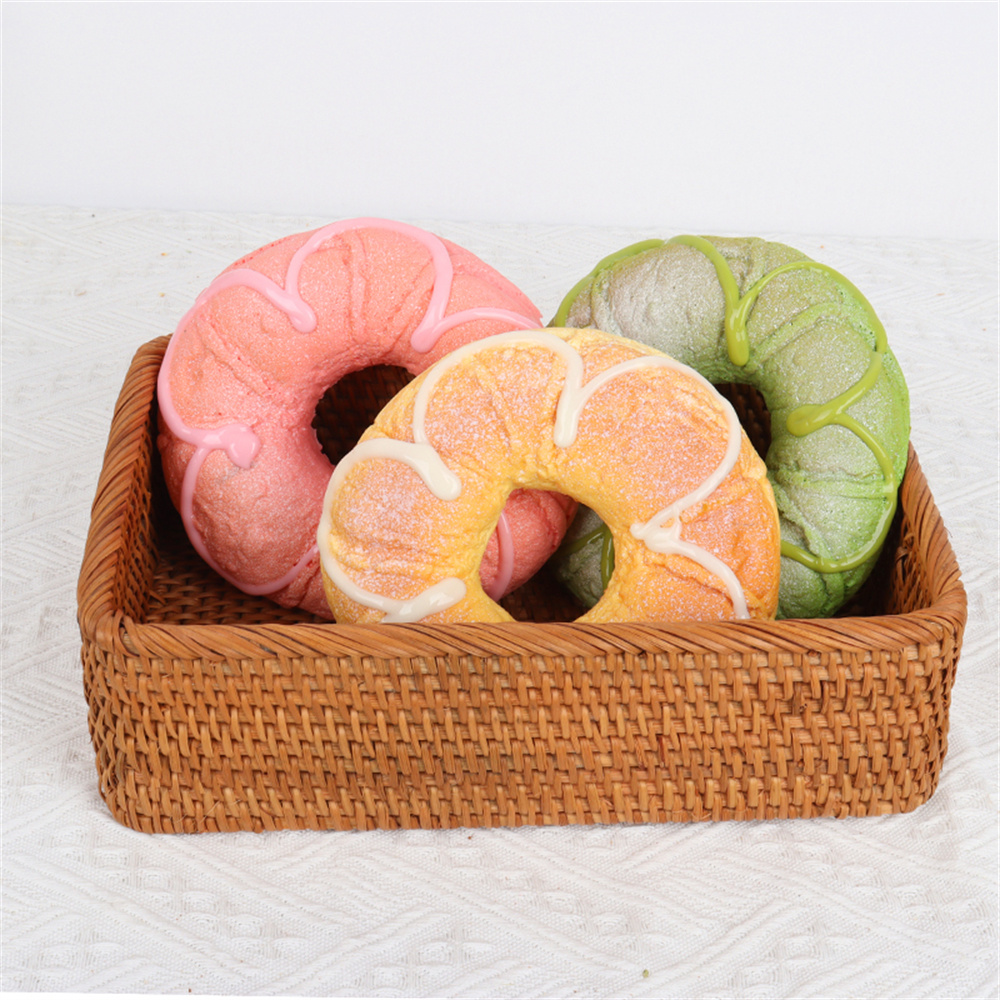 Ciambella artificiale da 15 cm - Wedding Decor Supply Store recensione e prezzo