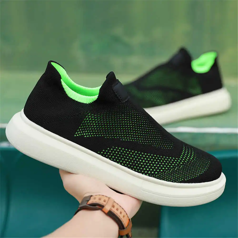 Calze con plateau scarpe marro - Wedding Supply Superstore recensione e prezzo